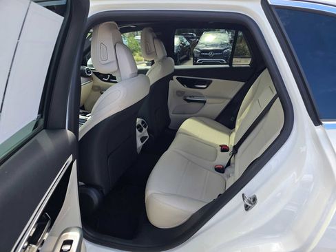 Used 2026 Mercedes-Benz GLC 300 4MATIC image 18