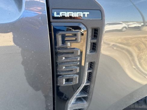 Used 2026 Ford F250 Lariat w/ Black Appearance Package AWD/4WD image 16