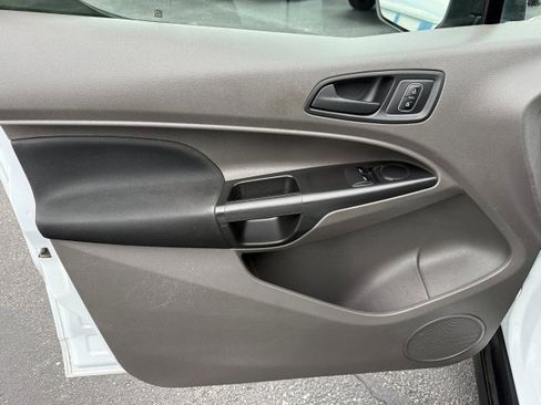 Used 2020 Ford Transit Connect XL image 10