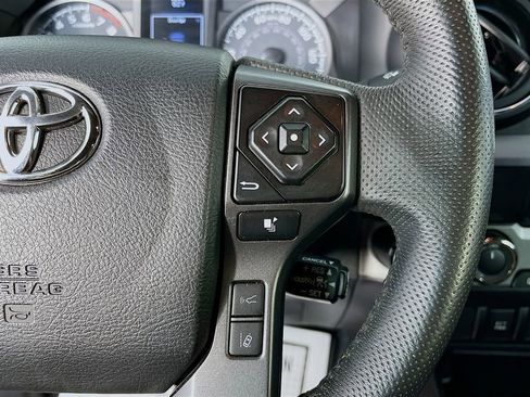 Used 2023 Toyota Tacoma TRD Off-Road AWD/4WD image 17