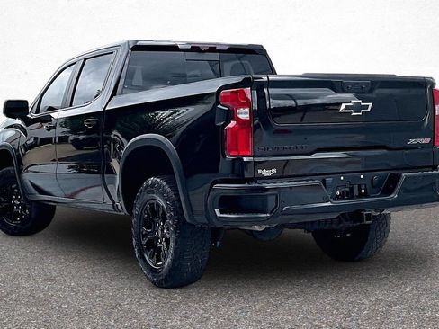 Used 2022 Chevrolet Silverado 1500 ZR2 w/ Technology Package AWD/4WD image 5