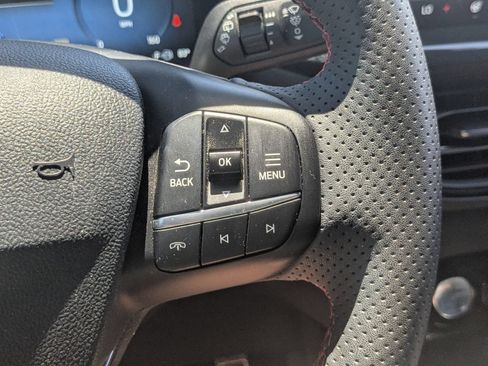 Used 2023 Ford Escape ST-Line Elite w/ Premium Technology Package AWD/4WD image 18