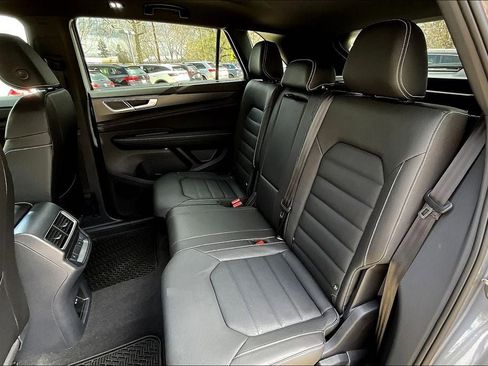 New 2025 Volkswagen Atlas Cross Sport SEL image 19