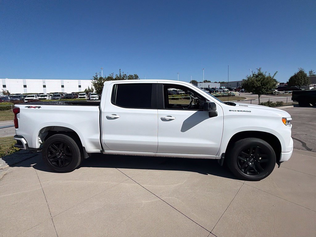 Used 2023 Chevrolet Silverado 1500 RST AWD/4WD image 21
