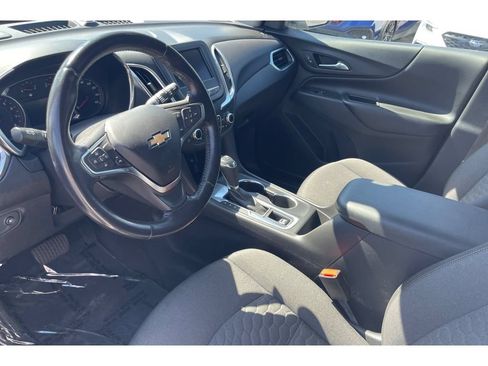 Used 2021 Chevrolet Equinox LT FWD image 10