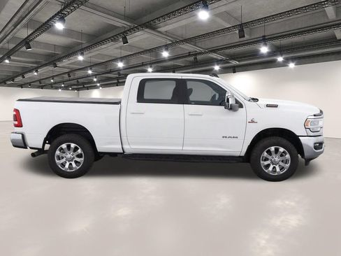 Used 2023 RAM 2500 Laramie AWD/4WD image 8