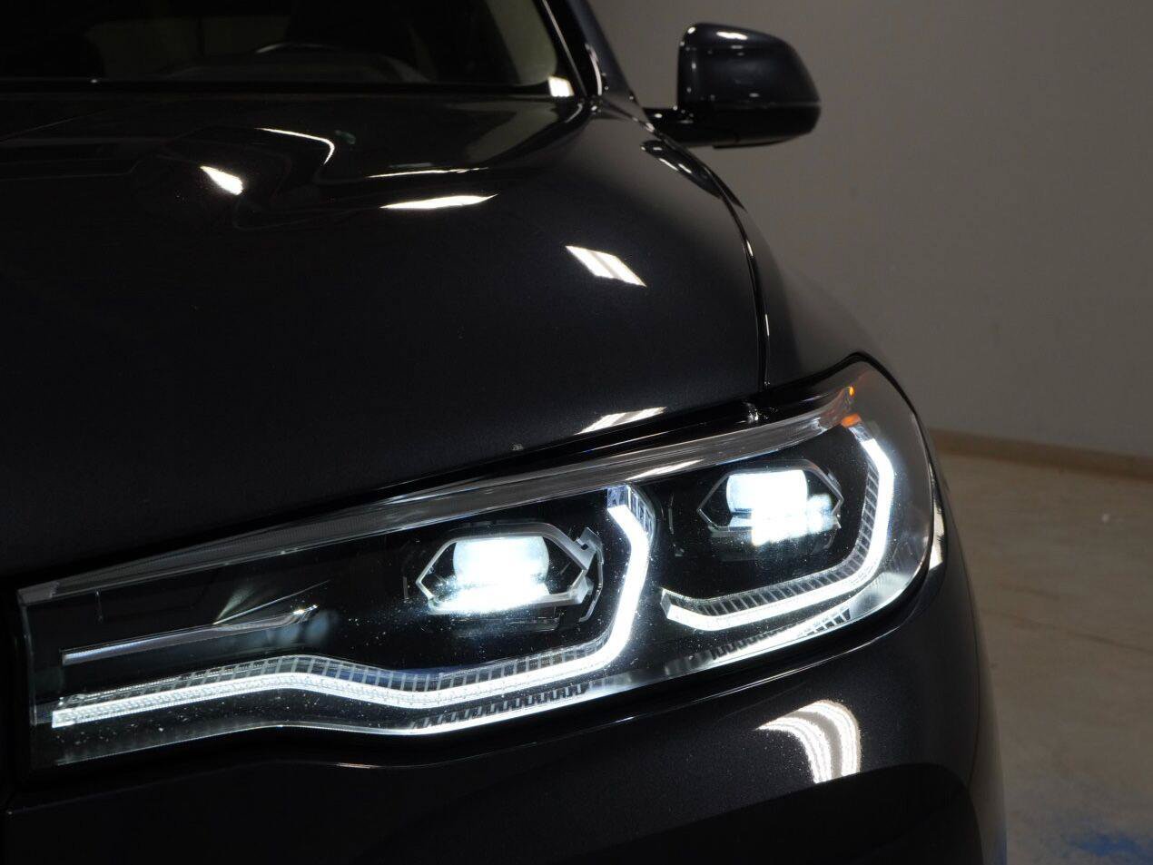 Used 2020 BMW X7 xDrive40i w/ Premium Package AWD/4WD image 35