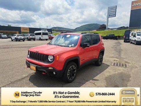 Certified 2023 Jeep Renegade Trailhawk image 1