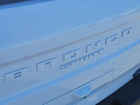 New 2025 Ford Bronco Sport Outer Banks w/ Outer Banks Tech Package+ AWD/4WD image 9