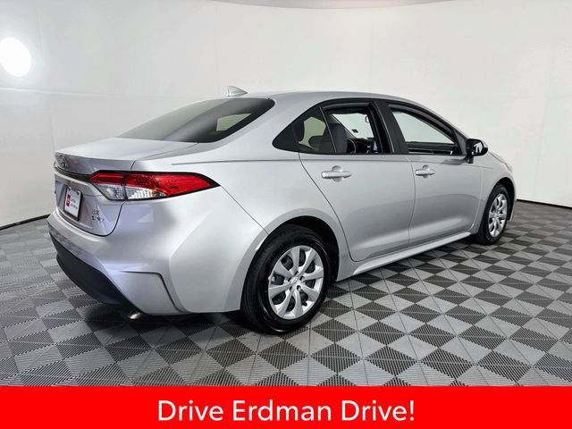 Certified 2026 Toyota Corolla LE FWD image 22