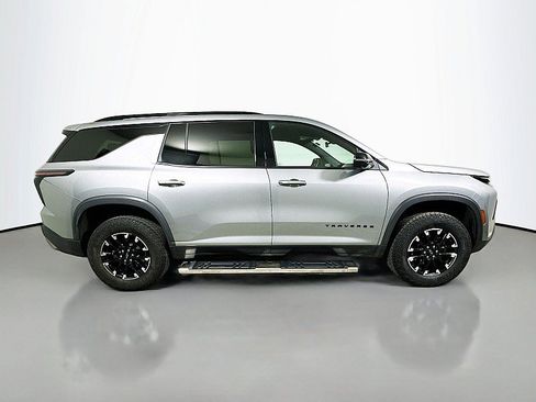 Used 2024 Chevrolet Traverse Z71 AWD/4WD image 8