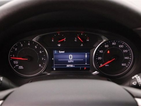 Used 2024 GMC Terrain SLE image 13