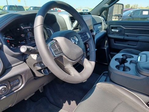 Used 2026 RAM 2500 Laramie AWD/4WD image 17