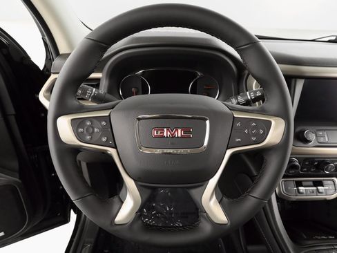 Used 2023 GMC Acadia Denali w/ Denali Technology Package image 28