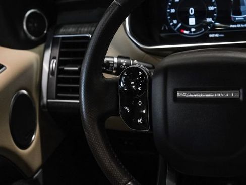 Used 2019 Land Rover Range Rover Sport HSE AWD/4WD image 17