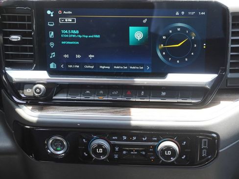 Used 2024 Chevrolet Silverado 1500 LT AWD/4WD image 13
