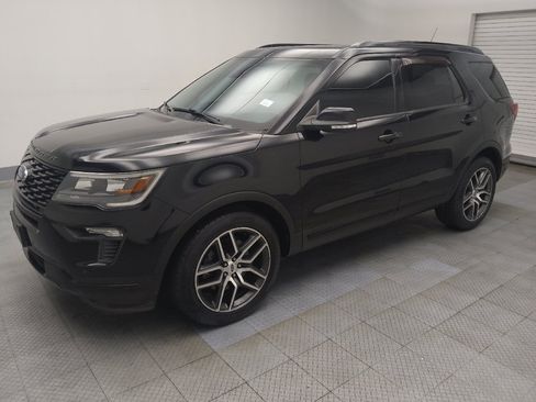 Used 2018 Ford Explorer Sport AWD/4WD image 2