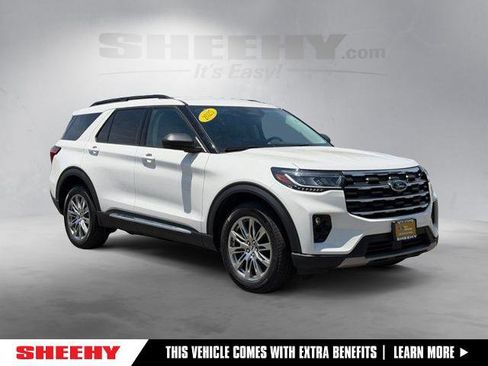 Certified 2025 Ford Explorer Active w/ Active Comfort Package AWD/4WD image 1