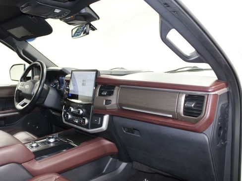 Used 2023 Ford Expedition Max Limited AWD/4WD image 32
