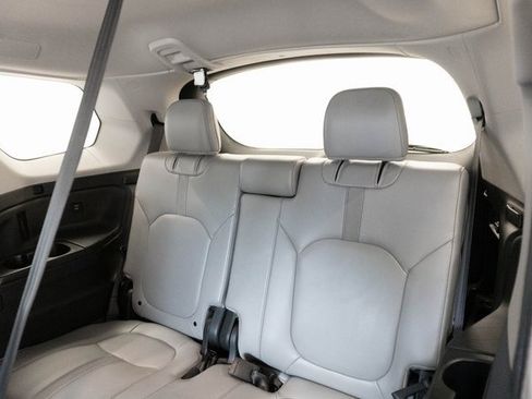 Used 2025 Honda Pilot EX-L image 20