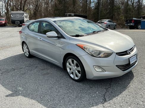 Used 2012 Hyundai Elantra Limited FWD image 4