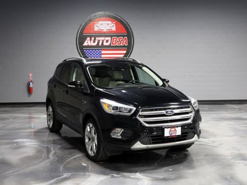 Used 2017 Ford Escape Titanium w/ Equipment Group 301A AWD/4WD image 1