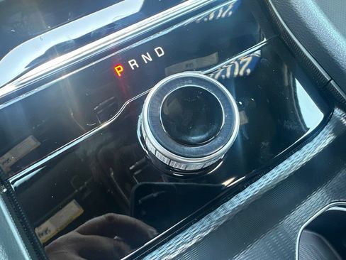 Used 2024 Jeep Grand Cherokee Altitude AWD/4WD image 35