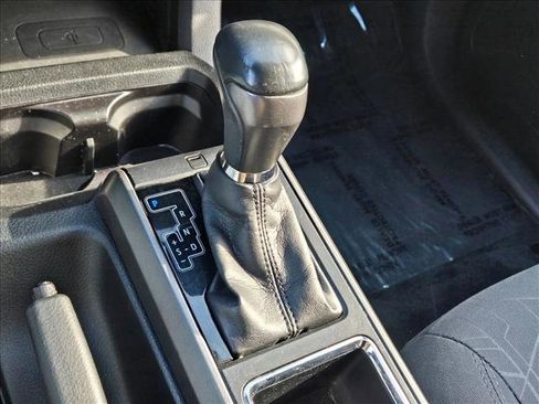 Used 2017 Toyota Tacoma TRD Sport image 11