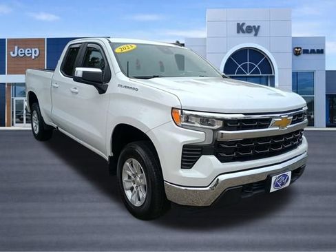 Used 2023 Chevrolet Silverado 1500 LT w/ Protection Package image 8