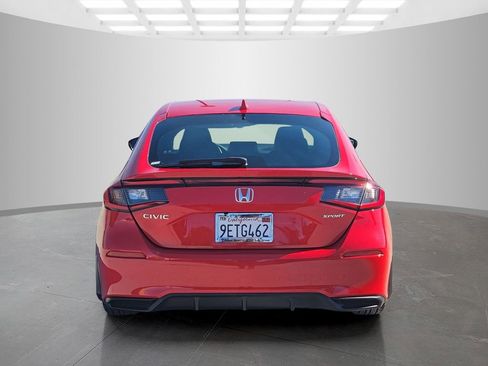 Used 2023 Honda Civic Sport image 5