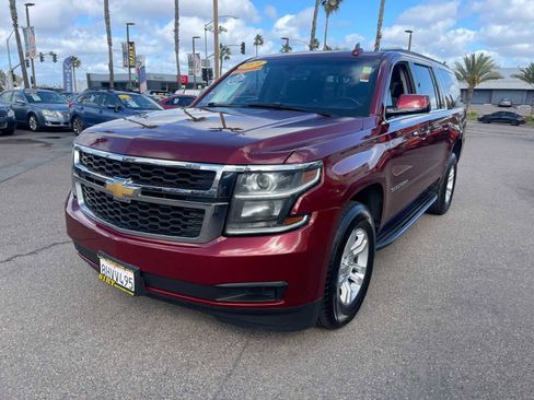 Used 2019 Chevrolet Suburban LS image 7