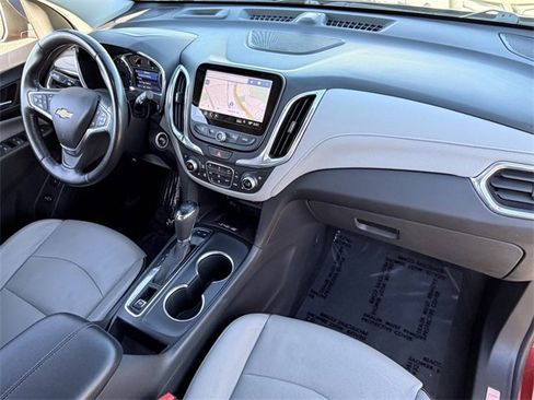 Used 2020 Chevrolet Equinox Premier image 19
