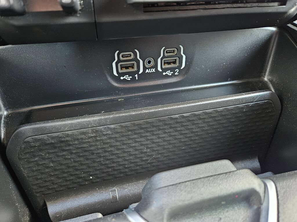 Used 2022 RAM 1500 Laramie AWD/4WD image 29