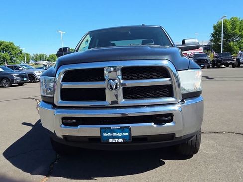 Used 2018 RAM 2500 Tradesman w/ Chrome Appearance Group AWD/4WD image 3