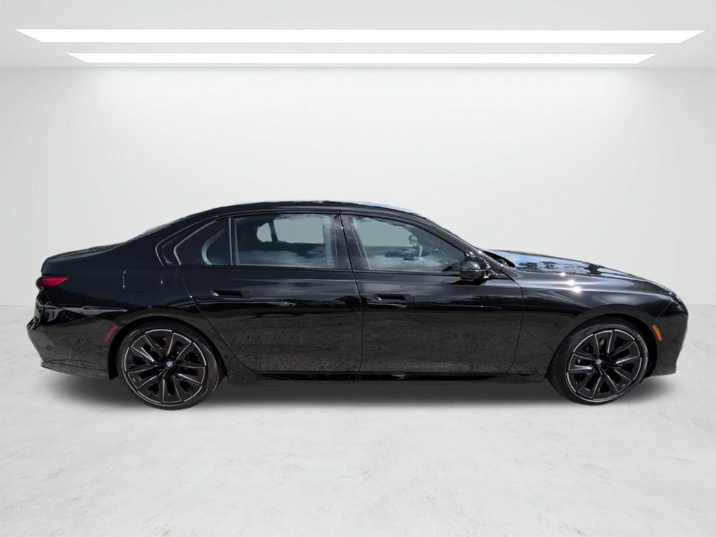 New 2026 BMW 740i xDrive AWD/4WD image 3