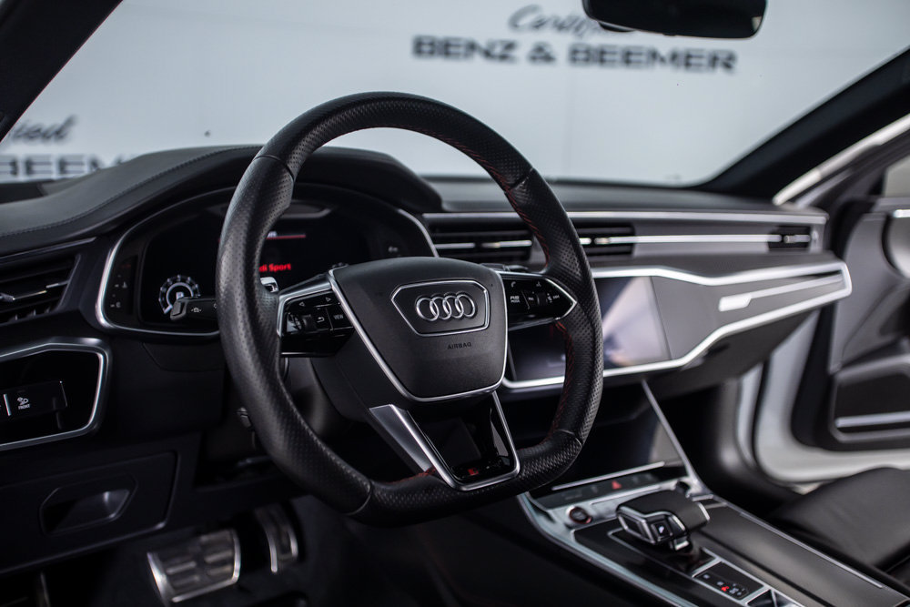 Used 2021 Audi RS 6 AWD/4WD image 26