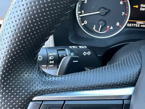 Used 2025 Mitsubishi Outlander SE AWD/4WD image 34