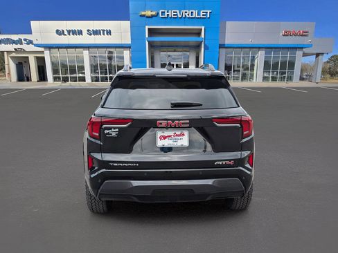 New 2026 GMC Terrain AT4 image 9