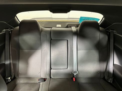 Used 2018 Dodge Challenger SXT w/ Blacktop Package image 21