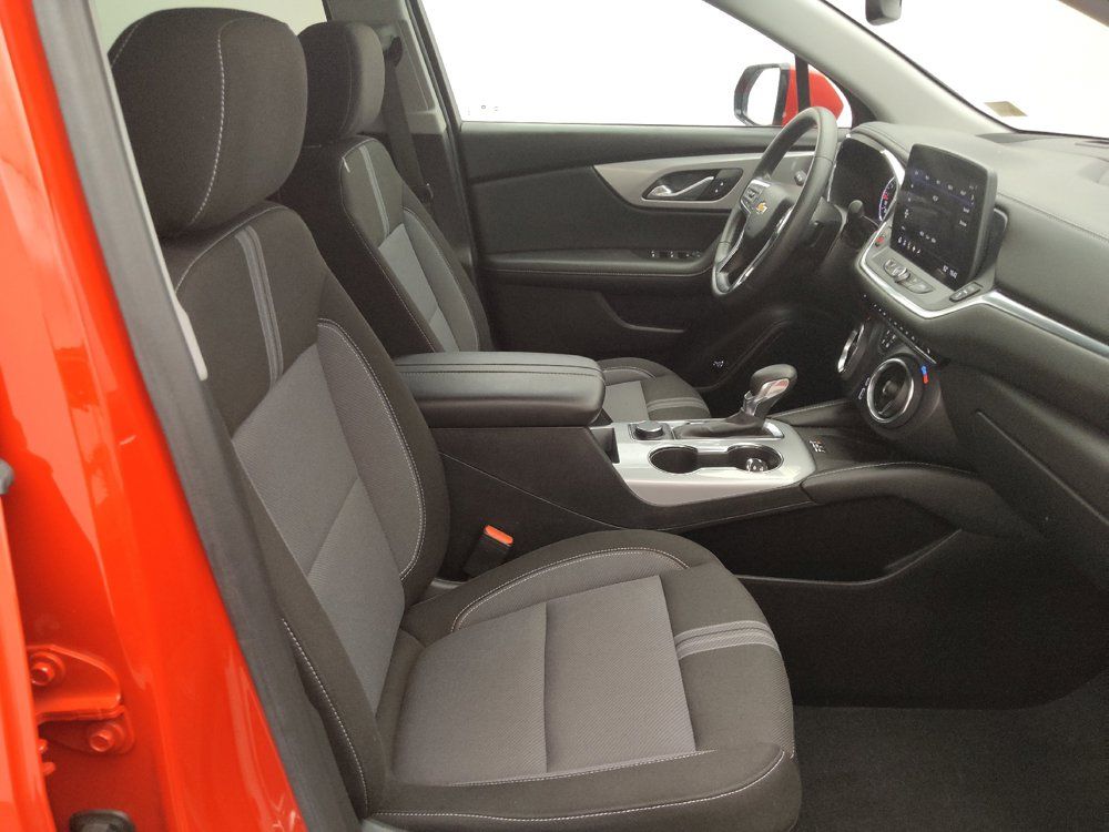 Used 2024 Chevrolet Blazer LT w/ Convenience Package FWD image 21