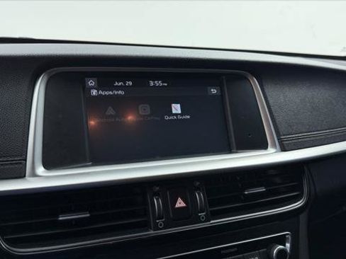 Used 2020 Kia Optima LX FWD image 29