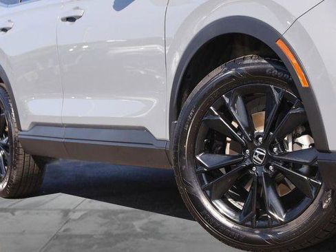Used 2023 Honda CR-V Sport Touring image 3