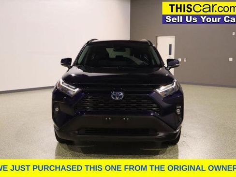 Used 2022 Toyota RAV4 XLE Premium AWD/4WD image 3