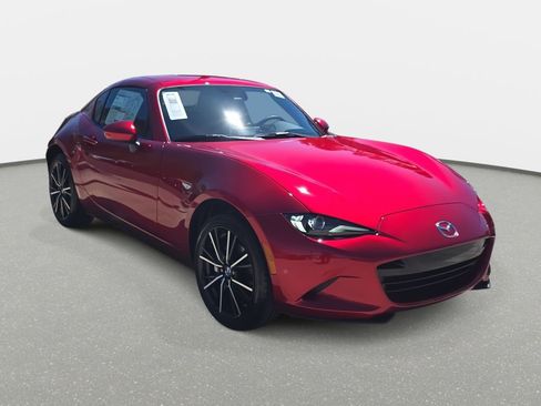 New 2026 MAZDA MX-5 Miata RF Grand Touring image 3