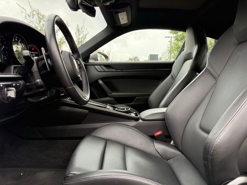 Certified 2023 Porsche 911 Carrera T w/ Sportdesign Package image 13