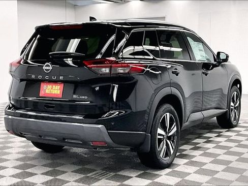 New 2025 Nissan Rogue SL image 18