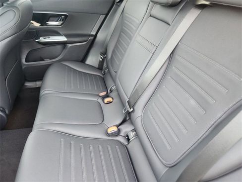 New 2026 Mercedes-Benz GLC 300 4MATIC image 12