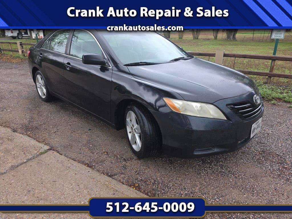 Used 2009 Toyota Camry LE FWD image 1