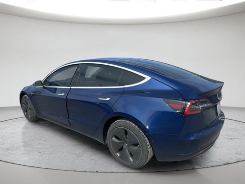 Used 2019 Tesla Model 3 Standard Range Plus RWD image 7