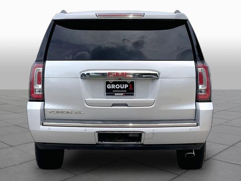 Used 2016 GMC Yukon XL Denali w/ Open Road Package RWD image 4